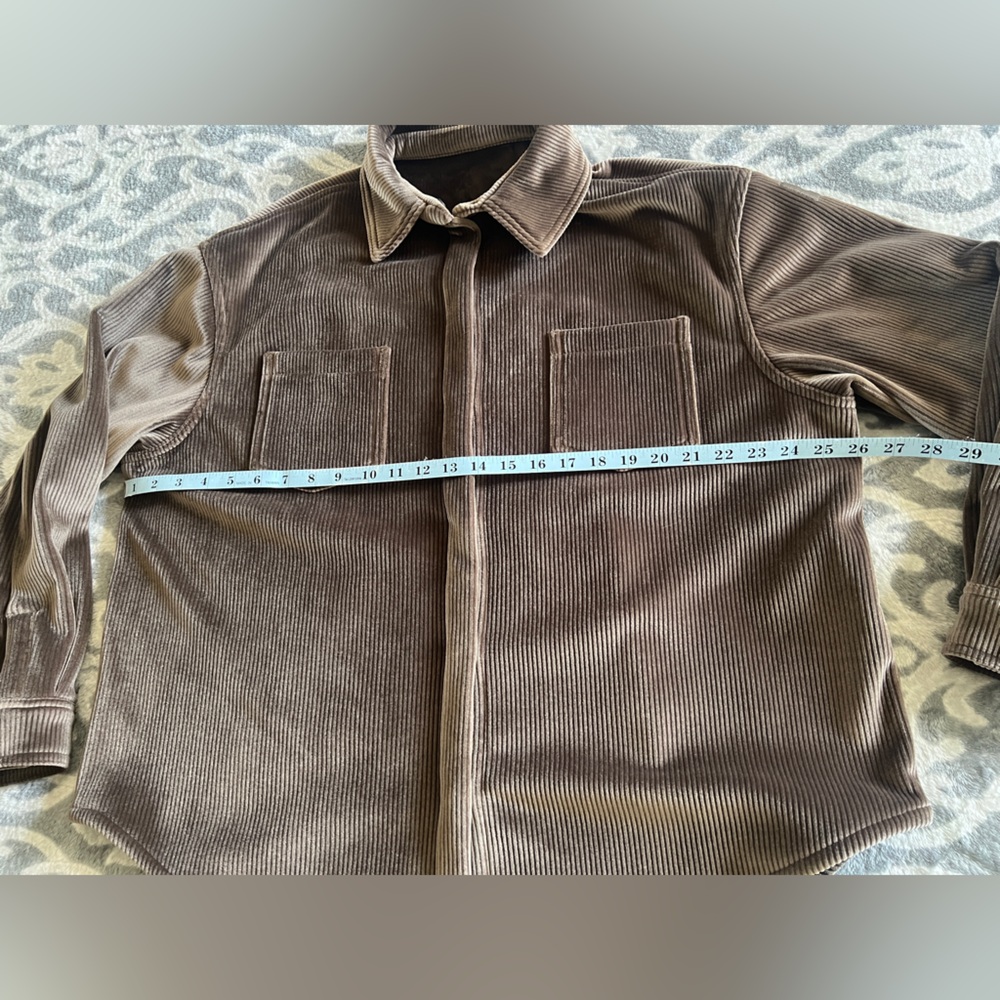 Alo Yoga Ribbed Velour Mountain Side Shacket - Macchiato - Picture 8 of 9
